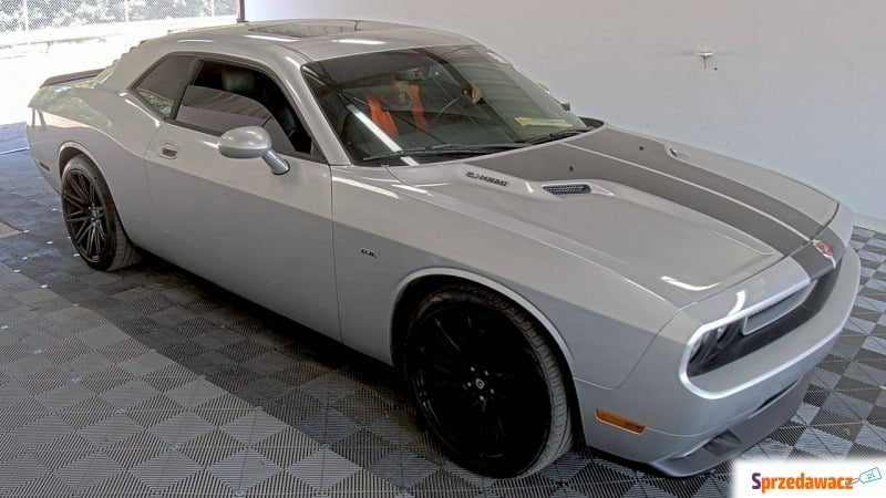 Dodge Challenger  Coupe/Sportowy 2011,  6.4 benzyna - Na sprzedaż za 102 090 zł - Mikołów