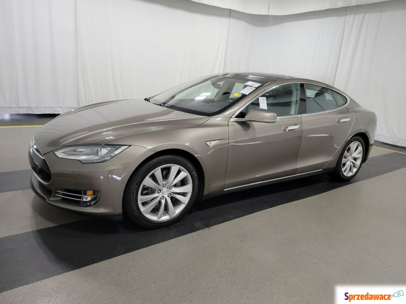 Tesla Model 3  Hatchback 2015,  0.0 zasilanie elektryczne - Na sprzedaż za 122 588 zł - Katowice