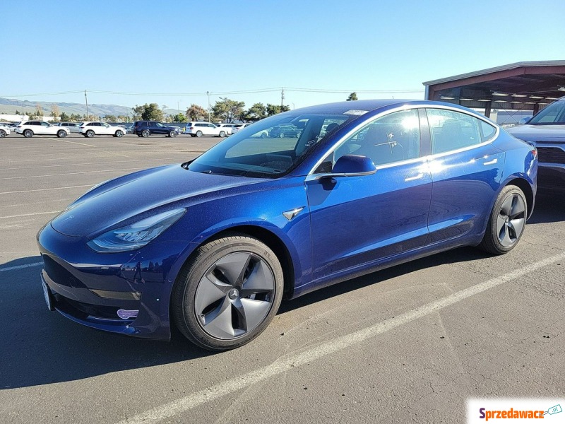 Tesla Model 3  Sedan/Limuzyna 2018,  0.0 zasilanie elektryczne - Na sprzedaż za 184 377 zł - Katowice