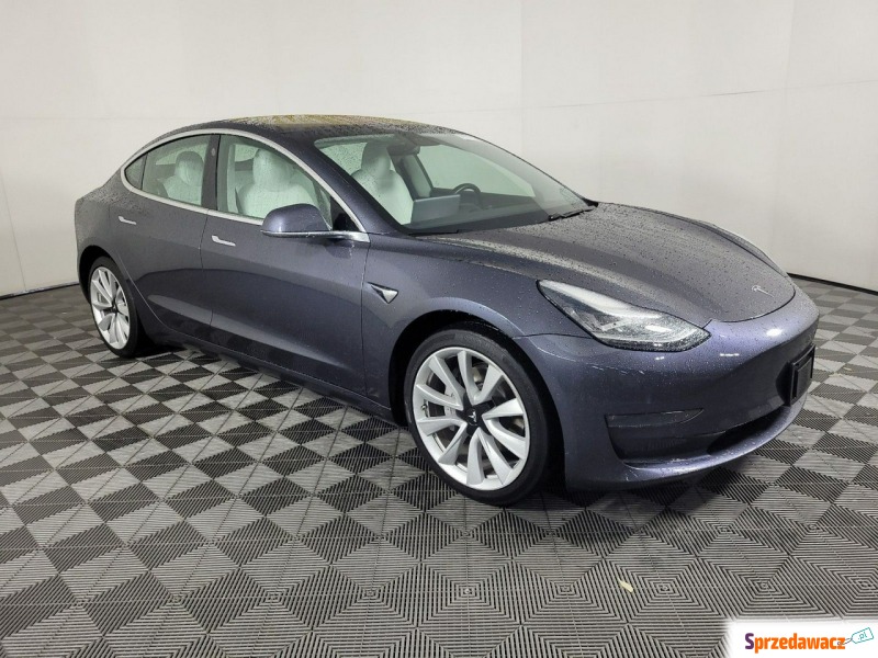 Tesla Model 3  Hatchback 2020,  0.0 zasilanie elektryczne - Na sprzedaż za 234 131 zł - Mikołów