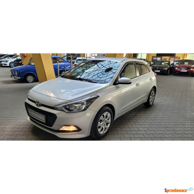 Hyundai i20  Hatchback 2017,  1.3 benzyna - Na sprzedaż za 47 600 zł - Mysłowice