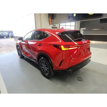 Lexus NX  SUV 2023,  2.4 benzyna, automat - Na sprzedaż za 183 000 zł - Katowice - zdjęcie 4
