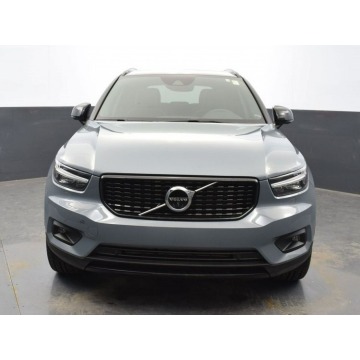 Volvo   SUV 2022,  2.0 benzyna, automat - Na sprzedaż za 151 290 zł - Katowice - zdjęcie 2