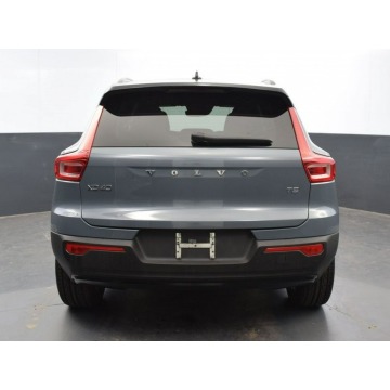 Volvo   SUV 2022,  2.0 benzyna, automat - Na sprzedaż za 151 290 zł - Katowice - zdjęcie 7