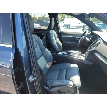 Volvo   SUV 2023,  2.0 benzyna, automat - Na sprzedaż za 289 050 zł - Katowice - zdjęcie 8