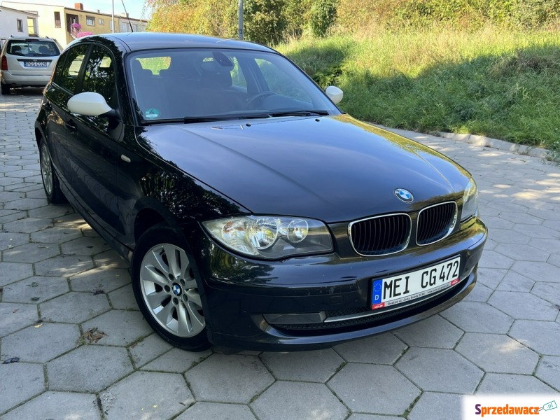 BMW Seria 1  Hatchback 2009,  2.0 diesel - Na sprzedaż za 19 999 zł - Gostyń