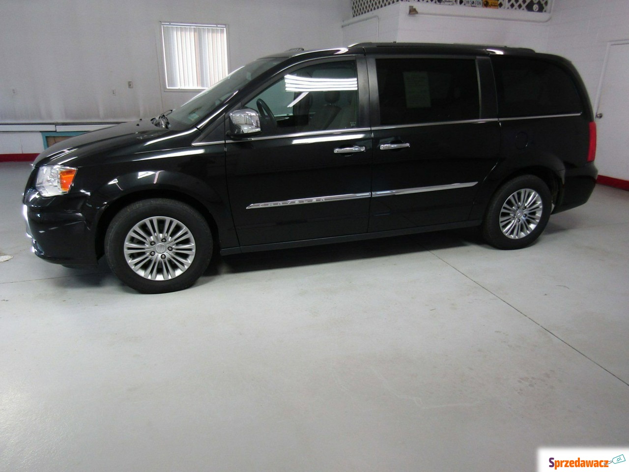 Chrysler Town & Country 2016