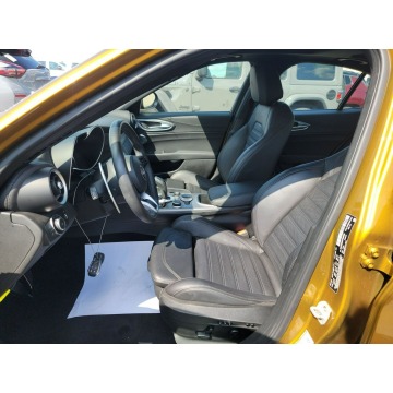 Alfa Romeo Giulia  Coupe/Sportowy 2023,  2.0 benzyna, automat - Na sprzedaż za 205 410 zł - Katowice - zdjęcie 7