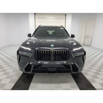 BMW X7  SUV 2023,  3.0 benzyna, automat - Na sprzedaż za 425 580 zł - Katowice - zdjęcie 2
