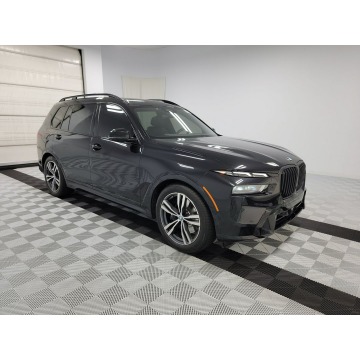 BMW X7  SUV 2023,  3.0 benzyna, automat - Na sprzedaż za 425 580 zł - Katowice - zdjęcie 3