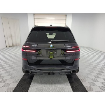 BMW X7  SUV 2023,  3.0 benzyna, automat - Na sprzedaż za 425 580 zł - Katowice - zdjęcie 5