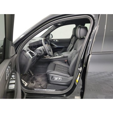 BMW X7  SUV 2023,  3.0 benzyna, automat - Na sprzedaż za 425 580 zł - Katowice - zdjęcie 7