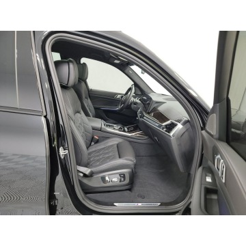 BMW X7  SUV 2023,  3.0 benzyna, automat - Na sprzedaż za 425 580 zł - Katowice - zdjęcie 8