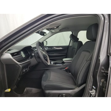 Jeep Grand Cherokee  SUV 2023,  3.6 benzyna, automat - Na sprzedaż za 170 970 zł - Katowice - zdjęcie 7
