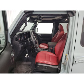 Jeep Wrangler  SUV 2023,  6.4 benzyna, automat - Na sprzedaż za 453 870 zł - Katowice - zdjęcie 7