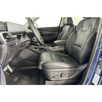 Kia   SUV 2023,  3.8 benzyna, automat - Na sprzedaż za 246 000 zł - Katowice - zdjęcie 7