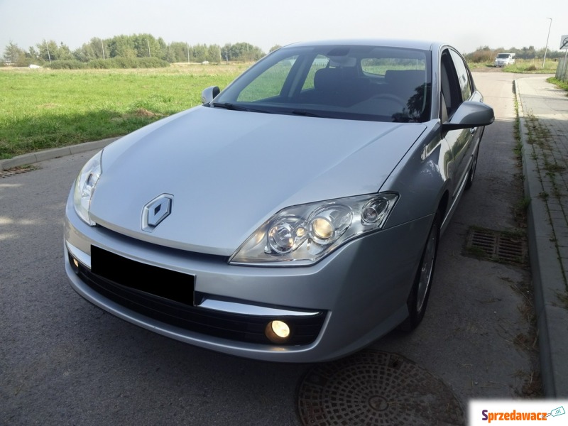 Renault Laguna  Liftback 2010,  1.6 benzyna - Na sprzedaż za 19 900 zł - Zamość