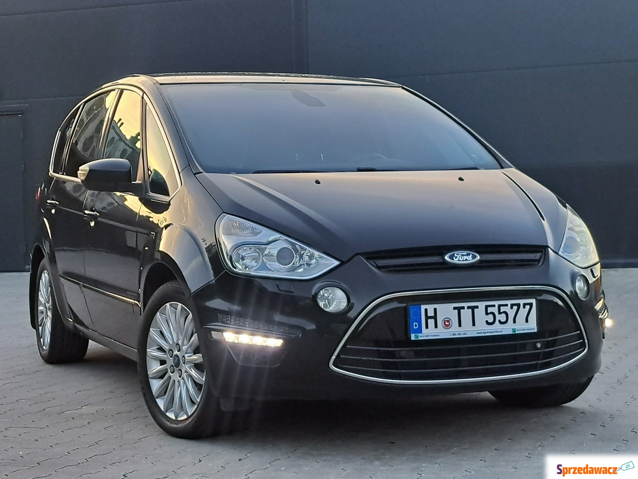 Ford S-MAX 2011