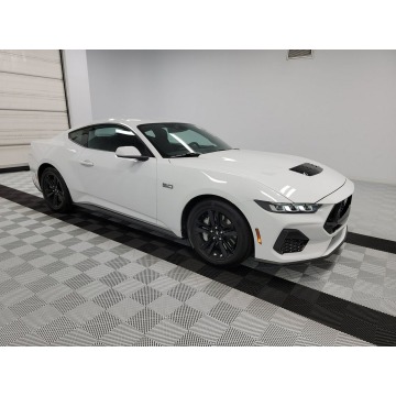 Ford Mustang  Coupe/Sportowy 2024,  5.0 benzyna, automat - Na sprzedaż za 227 550 zł - Katowice - zdjęcie 3