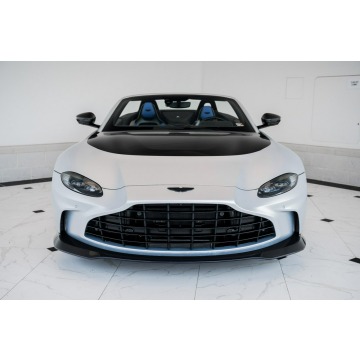 Aston Martin V12 Vantage  Kabriolet 2023,  5.2 benzyna, automat - Na sprzedaż za 473 550 zł - Katowice - zdjęcie 2