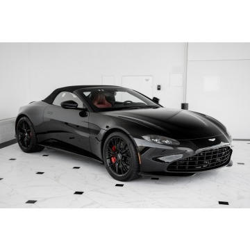 Aston Martin V8  Kabriolet 2021,  4.0 benzyna, automat - Na sprzedaż za 824 100 zł - Katowice - zdjęcie 3