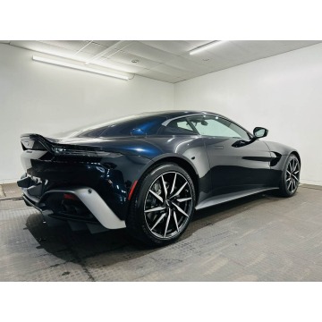 Aston Martin V8  Coupe/Sportowy 2020,  4.0 benzyna, automat - Na sprzedaż za 375 150 zł - Katowice - zdjęcie 4