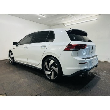 Volkswagen Golf  Hatchback 2023,  2.0 benzyna - Na sprzedaż za 138 990 zł - Katowice - zdjęcie 4