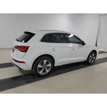 Audi Q5  SUV 2023,  2.0 benzyna, automat - Na sprzedaż za 168 510 zł - Katowice - zdjęcie 4