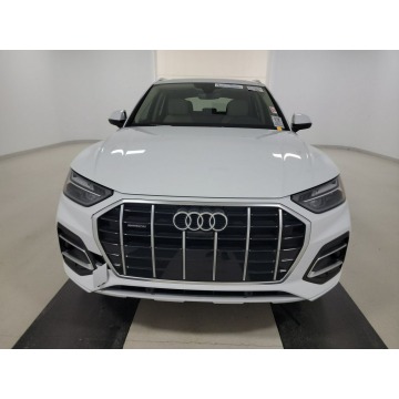 Audi Q5  SUV 2023,  2.0 benzyna, automat - Na sprzedaż za 168 510 zł - Katowice - zdjęcie 2