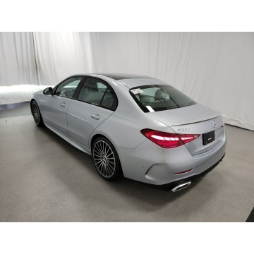 Mercedes - Benz C-klasa  Sedan/Limuzyna 2022,  2.0 benzyna, automat - Na sprzedaż za 170 970 zł - Katowice - zdjęcie 4