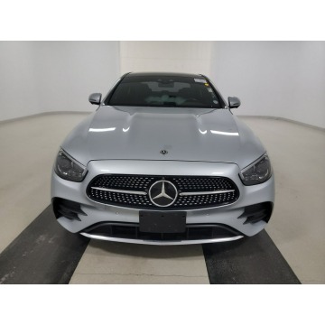 Mercedes - Benz E-klasa  Sedan/Limuzyna 2022,  3.0 hybryda, automat - Na sprzedaż za 207 624 zł - Katowice - zdjęcie 2