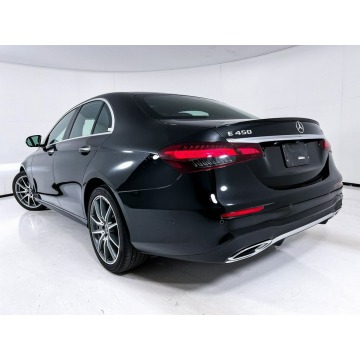 Mercedes - Benz E-klasa  Sedan/Limuzyna 2022,  3.0 hybryda, automat - Na sprzedaż za 223 860 zł - Katowice - zdjęcie 4