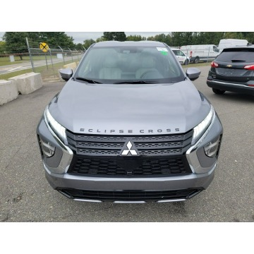 Mitsubishi Eclipse Cross  SUV 2023,  1.5 benzyna, automat - Na sprzedaż za 131 118 zł - Katowice - zdjęcie 2