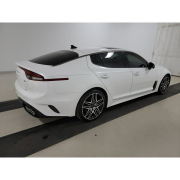 Kia Stinger  Hatchback 2023,  3.3 benzyna, automat - Na sprzedaż za 207 870 zł - Katowice - zdjęcie 4