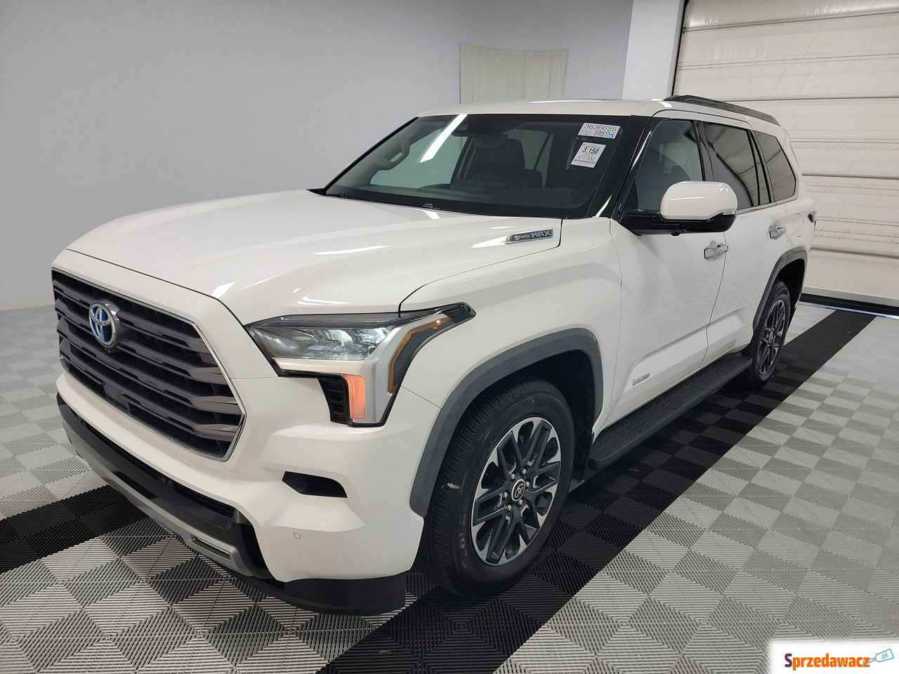 Toyota Sequoia 2023