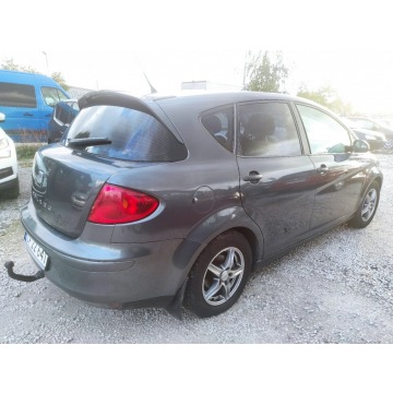 Seat Toledo  Hatchback 2010,  1.9 diesel - Na sprzedaż za 4 500,00 zł - Toruń - zdjęcie 3