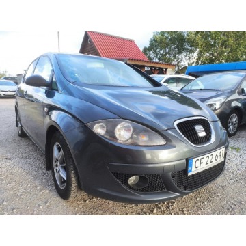 Seat Toledo  Hatchback 2010,  1.9 diesel - Na sprzedaż za 4 500,00 zł - Toruń - zdjęcie 5