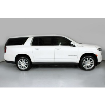 Chevrolet Suburban  SUV 2023,  6.2 benzyna, automat - Na sprzedaż za 404 670 zł - Katowice - zdjęcie 4
