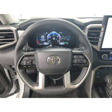 Toyota Sequoia  SUV 2023,  3.4 hybryda, automat - Na sprzedaż za 371 460 zł - Katowice - zdjęcie 8