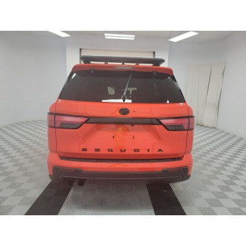 Toyota Sequoia  SUV 2023,  3.4 hybryda, automat - Na sprzedaż za 381 546 zł - Katowice - zdjęcie 5