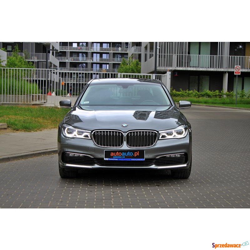 BMW Seria 7  Sedan/Limuzyna 2015,  4.4 benzyna - Na sprzedaż za 144 900 zł - Warszawa