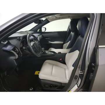 Lexus UX  SUV 2021,  2.0 hybryda, automat - Na sprzedaż za 143 910 zł - Katowice - zdjęcie 7