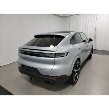 Porsche Cayenne  SUV 2023,  3.0 benzyna, automat - Na sprzedaż za 397 290 zł - Katowice - zdjęcie 4