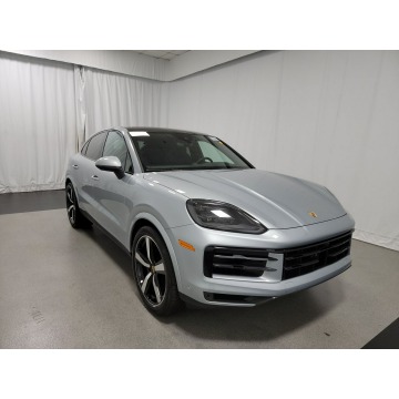 Porsche Cayenne  SUV 2023,  3.0 benzyna, automat - Na sprzedaż za 397 290 zł - Katowice - zdjęcie 3