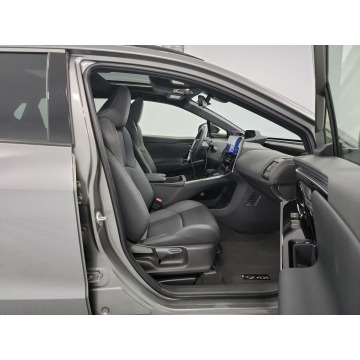 Toyota bZ4X  SUV 2023 elektryczny, automat - Na sprzedaż za 163 590 zł - Katowice - zdjęcie 8