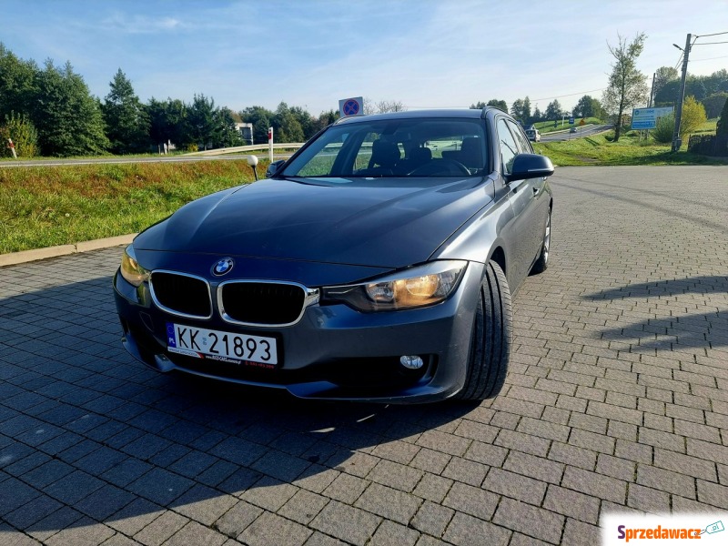 BMW Seria 3 2013,  2.0 diesel - Na sprzedaż za 43 900 zł - Wieliczka