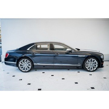 Bentley Continental Flying Spur  Sedan/Limuzyna 2022,  2.9 hybryda, automat - Na sprzedaż za 1 008 600 zł - Katowice - zdjęcie 4