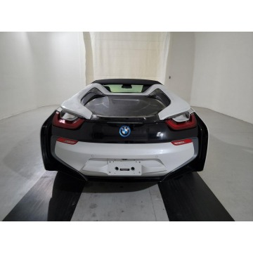 BMW i8  Coupe/Sportowy 2020,  1.5 hybryda, automat - Na sprzedaż za 389 910 zł - Katowice - zdjęcie 4