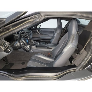 BMW i8  Coupe/Sportowy 2020,  1.5 hybryda, automat - Na sprzedaż za 389 910 zł - Katowice - zdjęcie 6