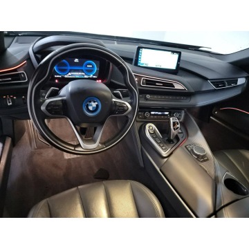 BMW i8  Coupe/Sportowy 2020,  1.5 hybryda, automat - Na sprzedaż za 389 910 zł - Katowice - zdjęcie 7